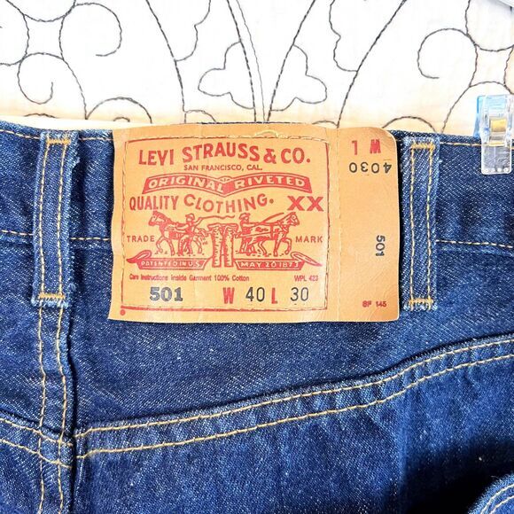 Vintage LEVI'S 501 MADE USA 2002 Dark Wash Denim Jeans Men's W40 L30 - Picture 3 of 15